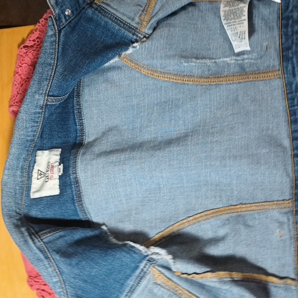 Guess Denim Jean Vest, 2 pockets, Button Front, Triangle Red Patch, Size Med - Picture 7 of 7